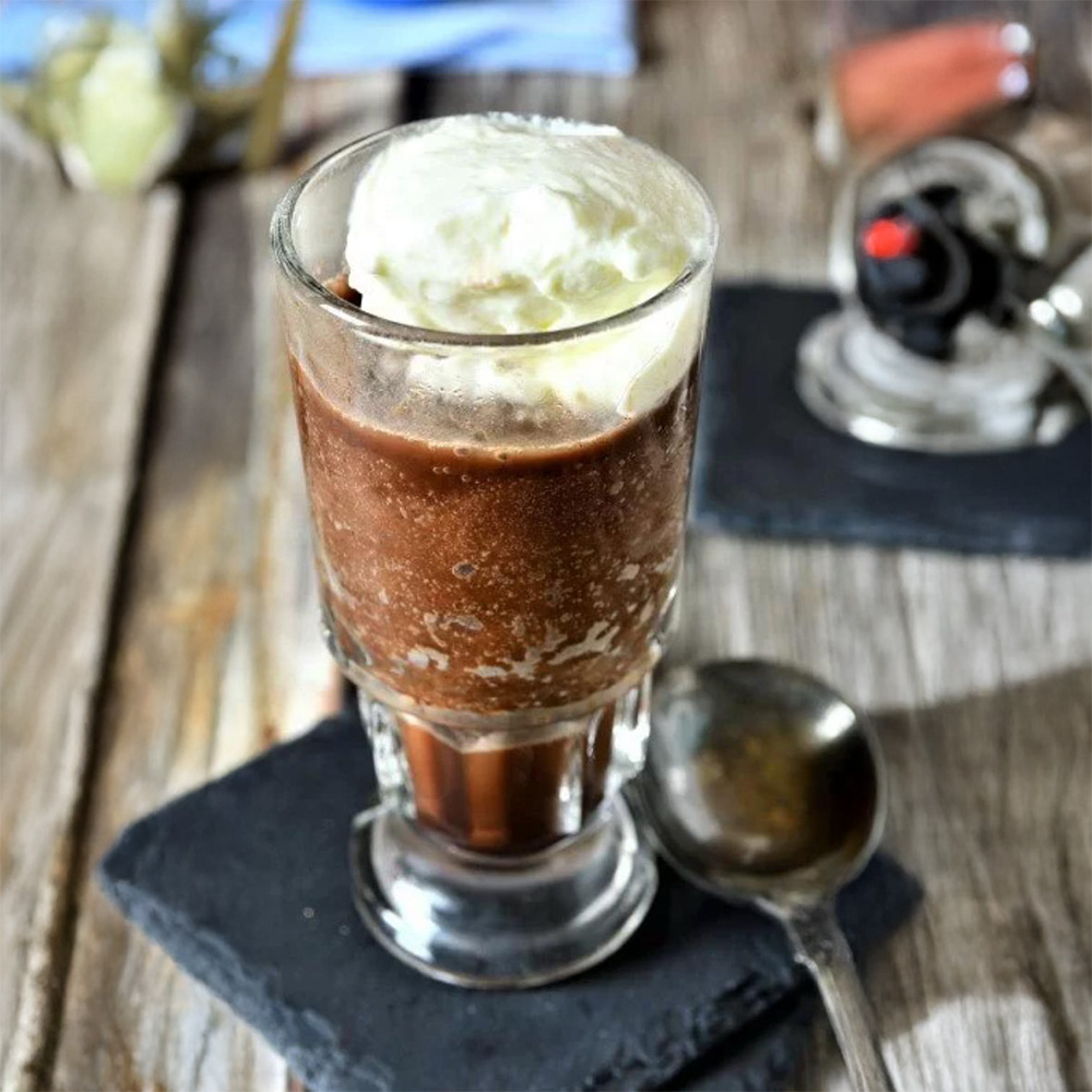 Caffé freddo con Panna Catanese